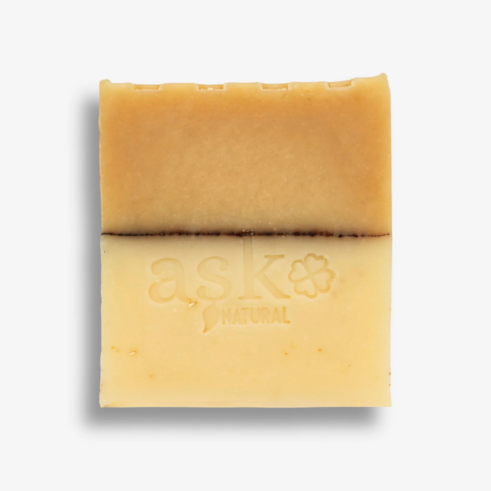 Handgemachte Hafer Honig Seife 100g von ASK Natural für trockene und empfindliche Haut, Vorderansicht auf weißem Hintergrund.