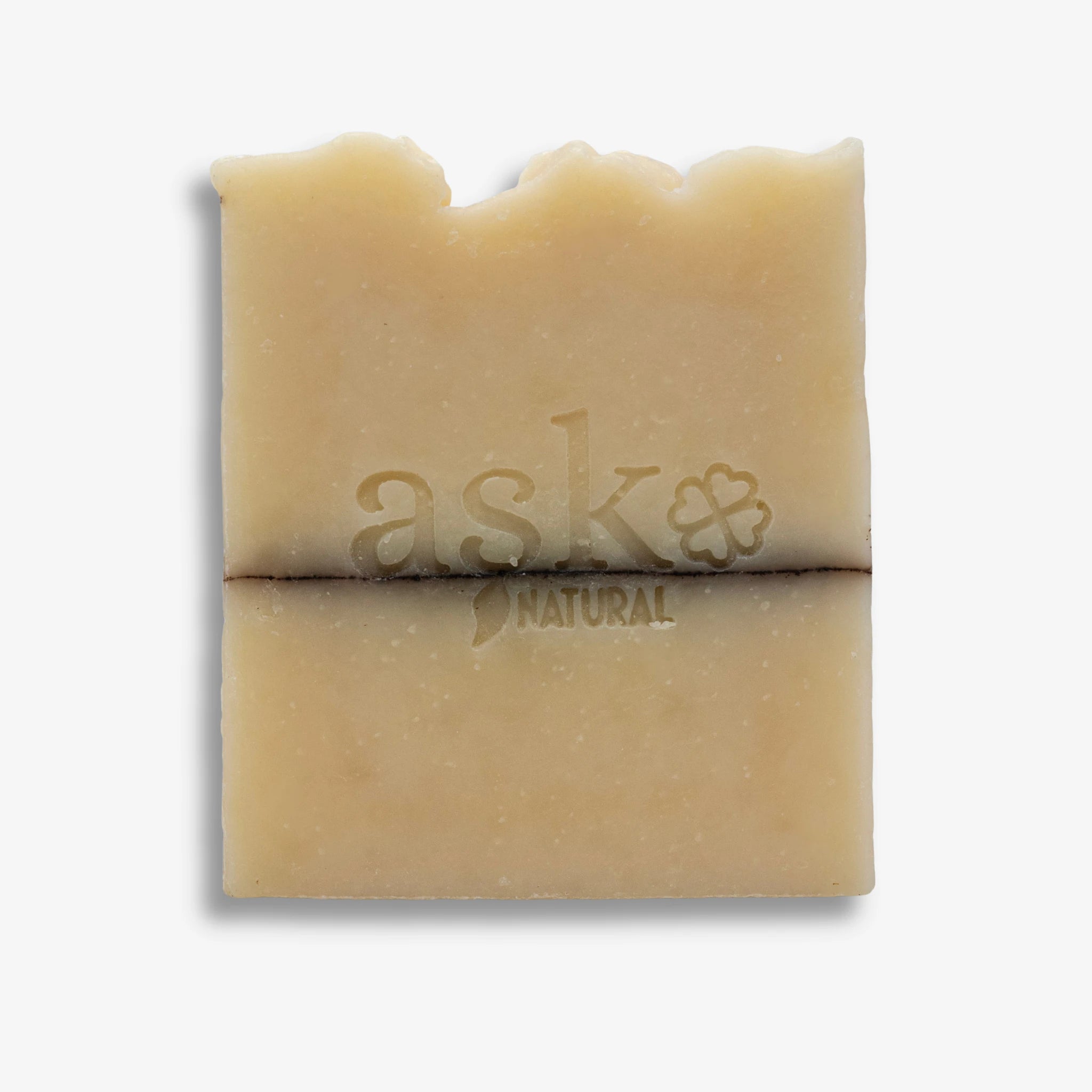 Handgemachte Sheabutter Seife 100g von ASK Natural für trockene und pflegebedürftige Haut, Vorderansicht auf weißem Hintergrund.