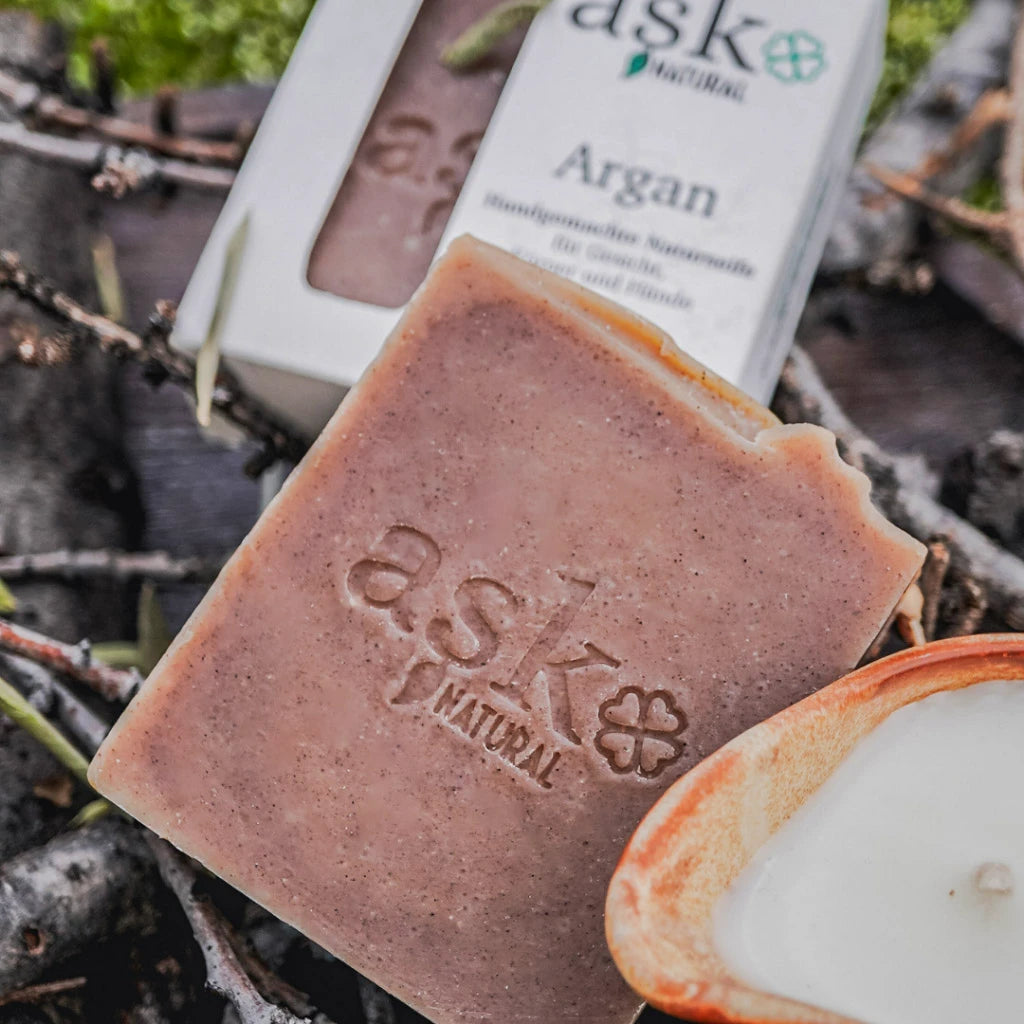 Argan Naturseife vor Verpackung – handgemachte Olivenölseife für reife und trockene Haut.