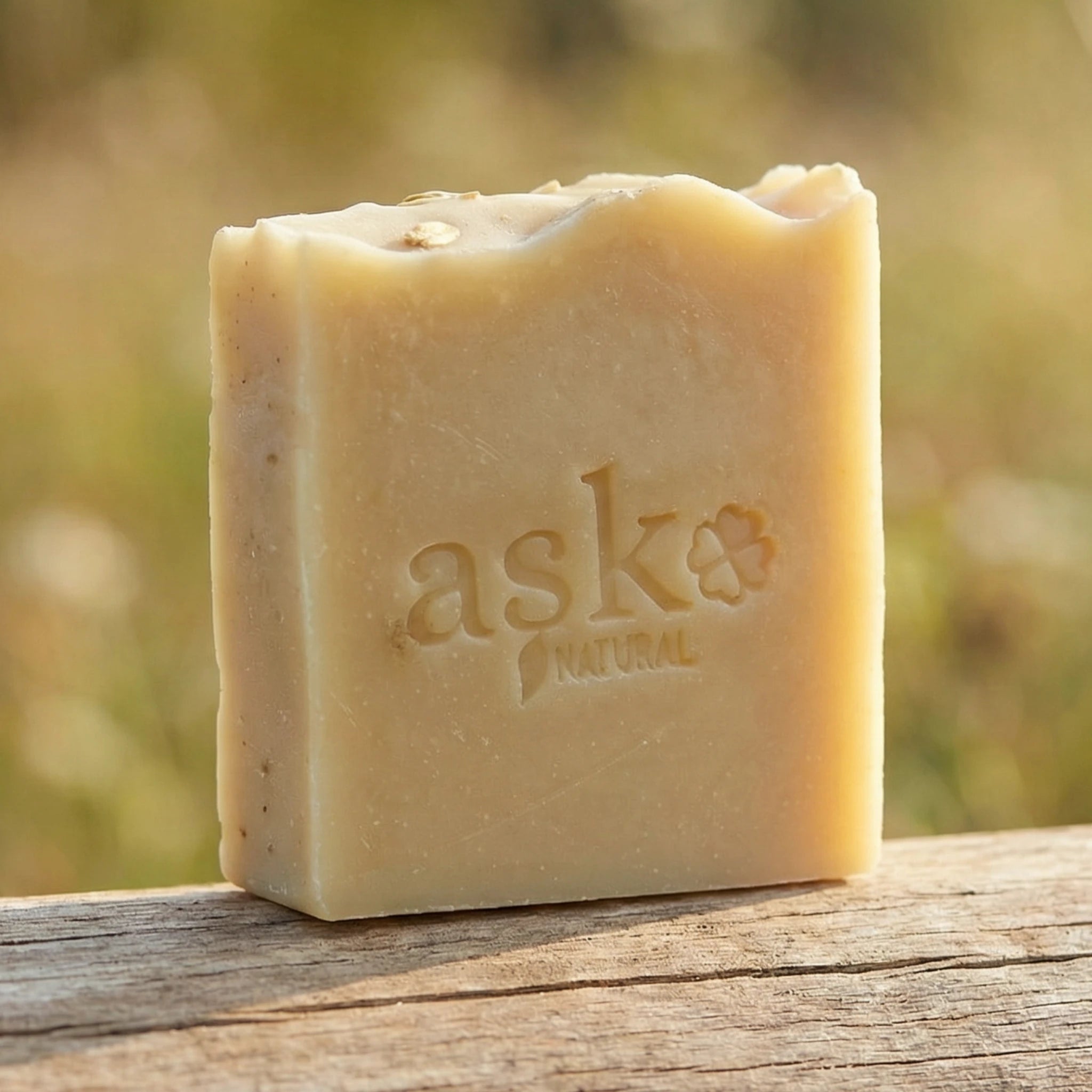 Handgemachte Eselsmilch Seife von ASK Natural, nachhaltig, ohne Tierversuche und palmölfrei hergestellt.